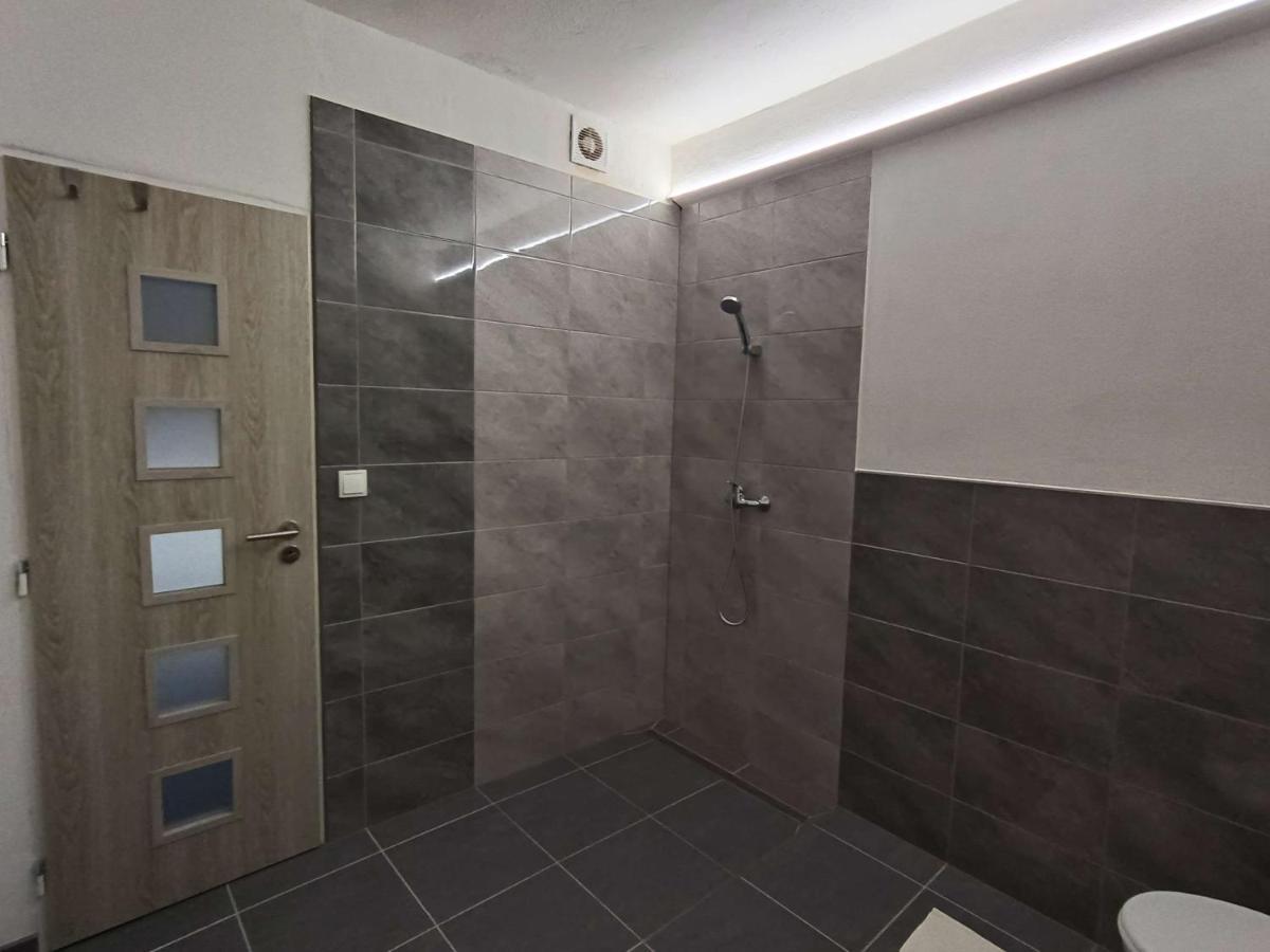 Apartmany Nad Splavem Znojmo Kültér fotó